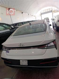 هیوندای ئەلەنترا